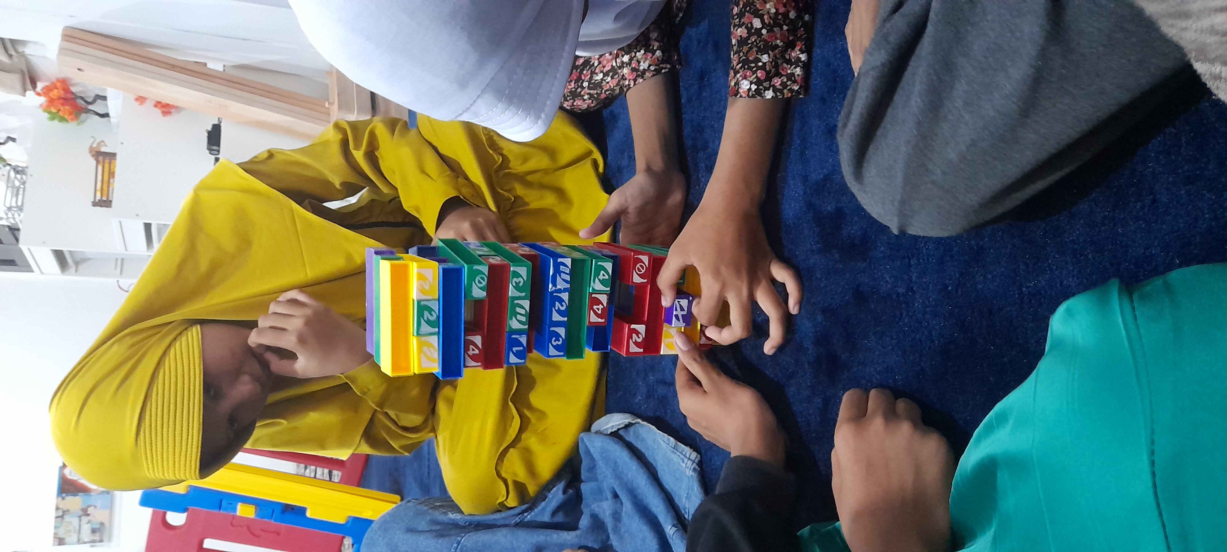 Uno Stacko Block
